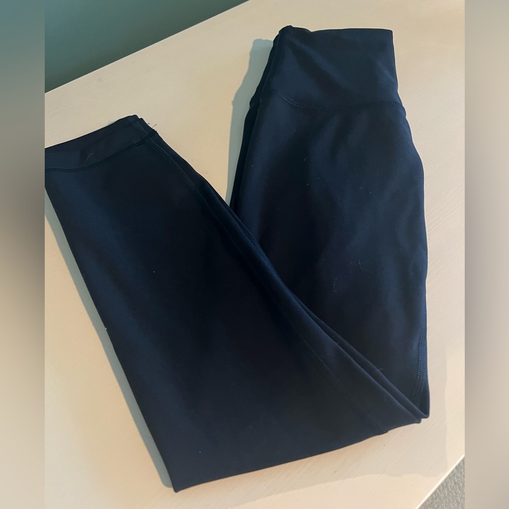 Wonder train high rise lululemon crop (23”)